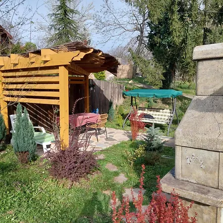 Brvnara Kraj Dunava Zelena Oaza